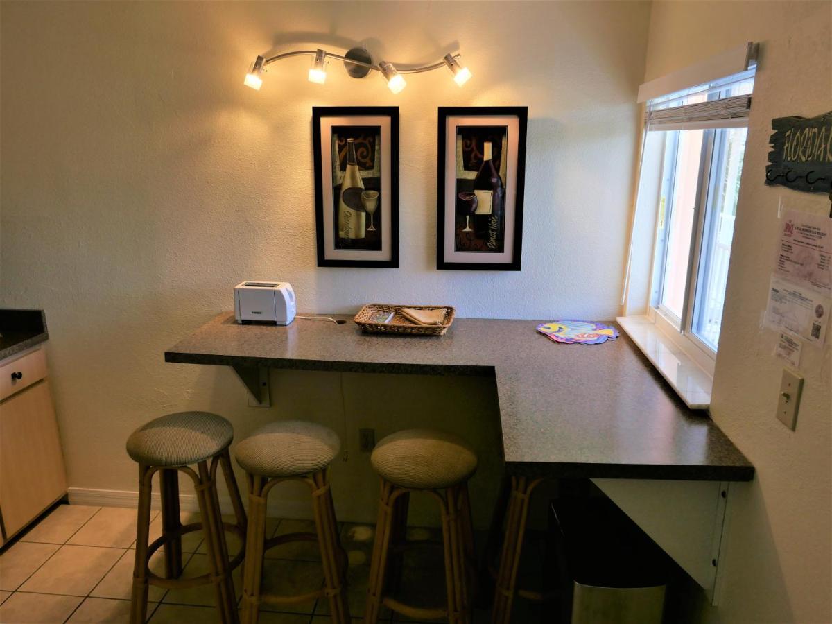 Cozy Beach Getaway Apartment Cape Canaveral Exterior photo